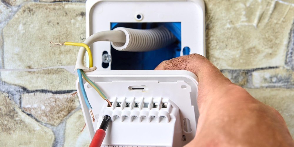 Elektromos karbantartás cégeknek – Megbízható üzemeltetés és biztonság